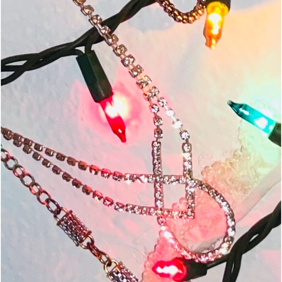 Janky Jewelry’s Fall line of originals are revealed in a new show this week! - Picture 3 of 9